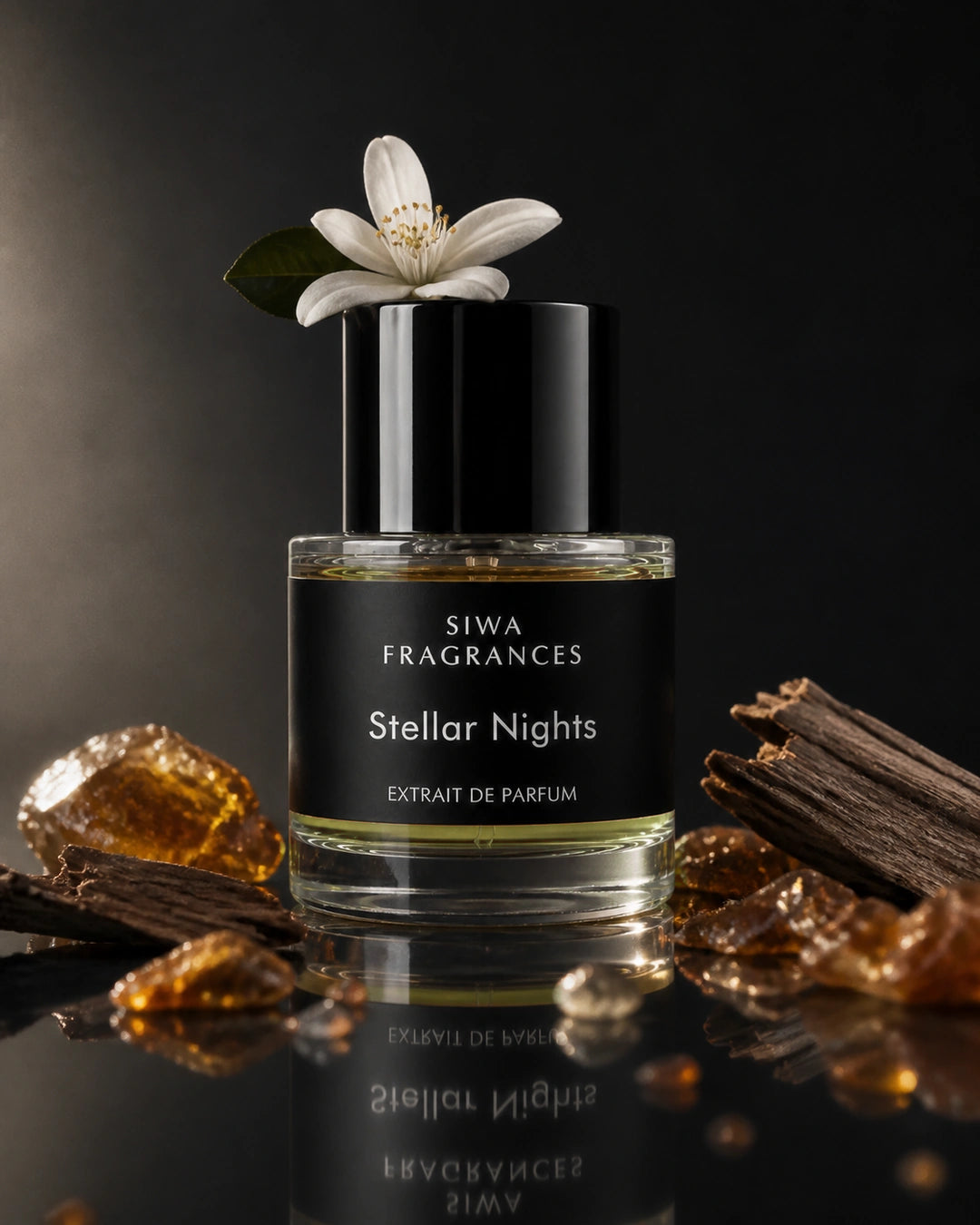 Siwa Stellar Nights 50ml — macro editorial | siwa-package-v1:stellar-nights:macro-editorial